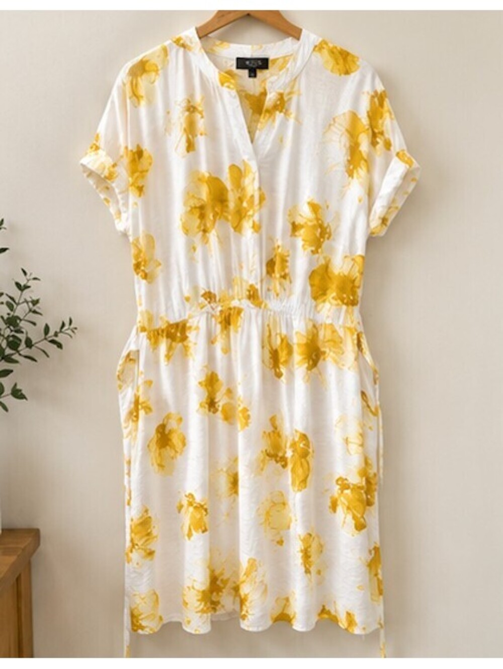Simply Vera Vera Wang Yellow Floral Dress Women's Size Large Tie Waist Pockets